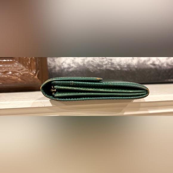 Authentic Vintage Louis Vuitton Wallet - Picture 8 of 11